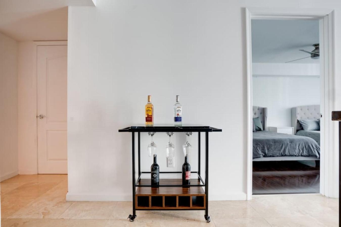 Hébergement de vacances Chic And Pristine 1br With Pool, Gym And Wfh Miami